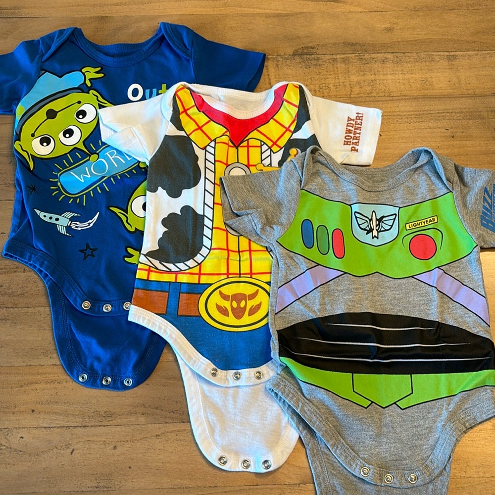 Toy Story Onsies 12M